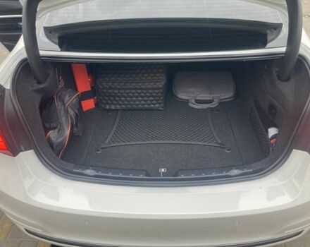 Белый БМВ 3 Серия, объемом двигателя 2 л и пробегом 188 тыс. км за 17000 $, фото 3 на Automoto.ua