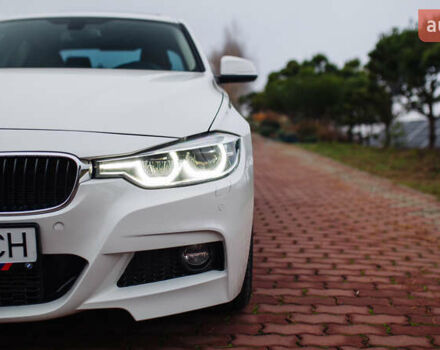 Белый БМВ 3 Серия, объемом двигателя 2 л и пробегом 124 тыс. км за 16000 $, фото 6 на Automoto.ua