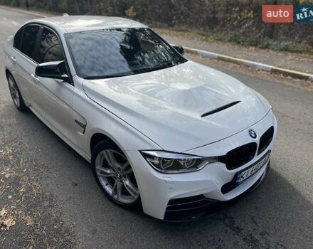 Білий БМВ 3 Серія, об'ємом двигуна 2 л та пробігом 72 тис. км за 18999 $, фото 11 на Automoto.ua