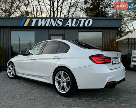 Білий БМВ 3 Серія, об'ємом двигуна 2 л та пробігом 104 тис. км за 17900 $, фото 22 на Automoto.ua