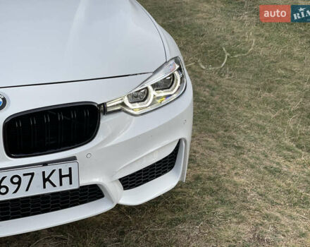 Білий БМВ 3 Серія, об'ємом двигуна 2 л та пробігом 170 тис. км за 14000 $, фото 23 на Automoto.ua