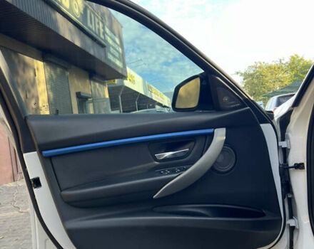 Белый БМВ 3 Серия, объемом двигателя 3 л и пробегом 92 тыс. км за 25500 $, фото 22 на Automoto.ua