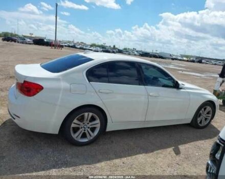 Білий БМВ 3 Серія, об'ємом двигуна 2 л та пробігом 66 тис. км за 3000 $, фото 11 на Automoto.ua