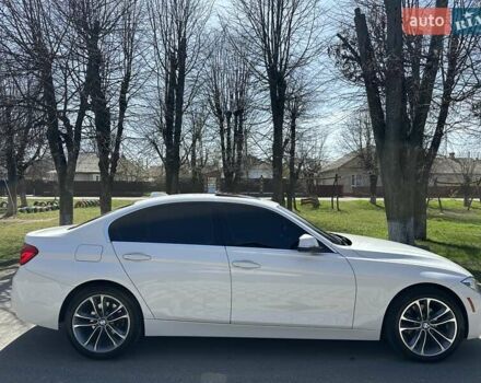 Белый БМВ 3 Серия, объемом двигателя 2 л и пробегом 130 тыс. км за 18800 $, фото 10 на Automoto.ua