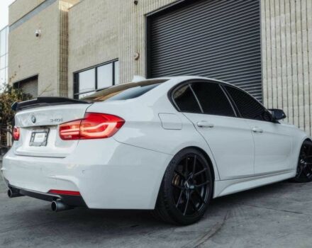 Белый БМВ 3 Серия, объемом двигателя 3 л и пробегом 40 тыс. км за 6700 $, фото 6 на Automoto.ua