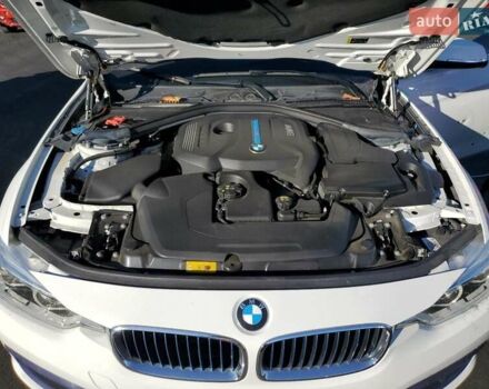Белый БМВ 3 Серия, объемом двигателя 2 л и пробегом 85 тыс. км за 4000 $, фото 10 на Automoto.ua