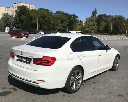 Белый БМВ 3 Серия, объемом двигателя 2 л и пробегом 131 тыс. км за 19100 $, фото 5 на Automoto.ua
