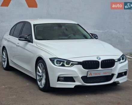 Белый БМВ 3 Серия, объемом двигателя 2 л и пробегом 127 тыс. км за 15490 $, фото 6 на Automoto.ua