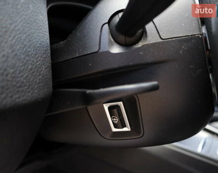 Белый БМВ 3 Серия, объемом двигателя 2 л и пробегом 74 тыс. км за 17900 $, фото 14 на Automoto.ua