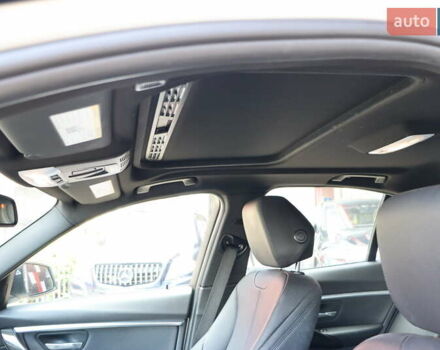 Белый БМВ 3 Серия, объемом двигателя 2 л и пробегом 74 тыс. км за 17900 $, фото 12 на Automoto.ua