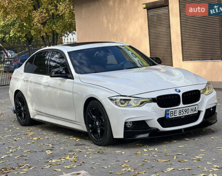 Белый БМВ 3 Серия, объемом двигателя 3 л и пробегом 92 тыс. км за 25500 $, фото 1 на Automoto.ua