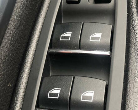 Белый БМВ 3 Серия, объемом двигателя 2 л и пробегом 95 тыс. км за 17000 $, фото 14 на Automoto.ua