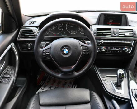 Белый БМВ 3 Серия, объемом двигателя 2 л и пробегом 74 тыс. км за 17900 $, фото 35 на Automoto.ua