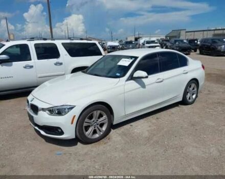 Білий БМВ 3 Серія, об'ємом двигуна 2 л та пробігом 66 тис. км за 3000 $, фото 1 на Automoto.ua