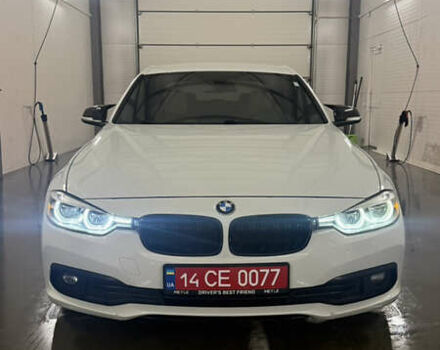 Білий БМВ 3 Серія, об'ємом двигуна 2 л та пробігом 137 тис. км за 13900 $, фото 1 на Automoto.ua