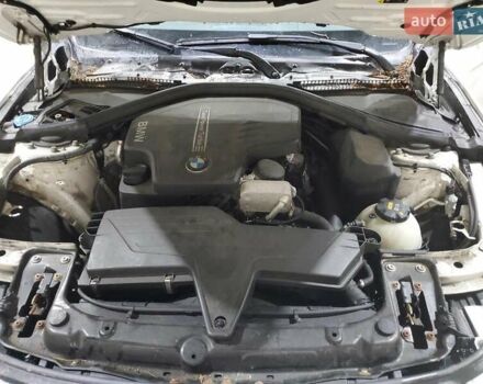 Білий БМВ 3 Серія, об'ємом двигуна 2 л та пробігом 95 тис. км за 2800 $, фото 10 на Automoto.ua