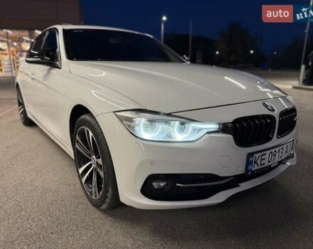Білий БМВ 3 Серія, об'ємом двигуна 2 л та пробігом 83 тис. км за 18900 $, фото 13 на Automoto.ua
