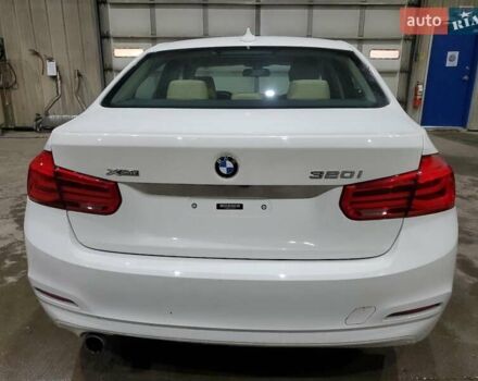 Білий БМВ 3 Серія, об'ємом двигуна 2 л та пробігом 95 тис. км за 2800 $, фото 5 на Automoto.ua