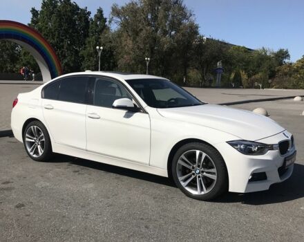 Белый БМВ 3 Серия, объемом двигателя 2 л и пробегом 131 тыс. км за 19100 $, фото 3 на Automoto.ua