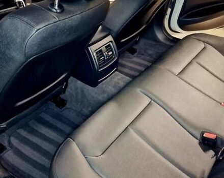 Білий БМВ 3 Серія, об'ємом двигуна 2 л та пробігом 119 тис. км за 16800 $, фото 13 на Automoto.ua