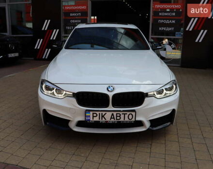 Белый БМВ 3 Серия, объемом двигателя 2 л и пробегом 74 тыс. км за 17900 $, фото 4 на Automoto.ua