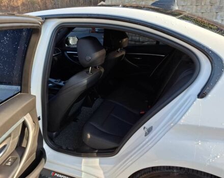 Белый БМВ 3 Серия, объемом двигателя 2 л и пробегом 85 тыс. км за 5900 $, фото 5 на Automoto.ua