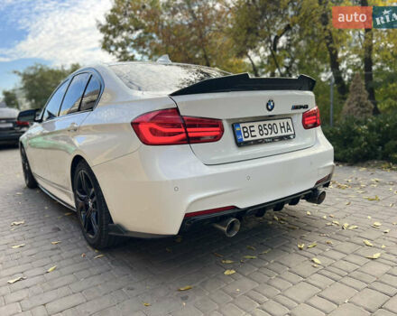 Белый БМВ 3 Серия, объемом двигателя 3 л и пробегом 92 тыс. км за 25500 $, фото 5 на Automoto.ua