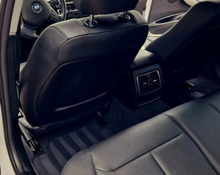 Белый БМВ 3 Серия, объемом двигателя 2 л и пробегом 119 тыс. км за 17900 $, фото 12 на Automoto.ua