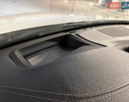 Білий БМВ 3 Серія, об'ємом двигуна 2 л та пробігом 83 тис. км за 18900 $, фото 19 на Automoto.ua