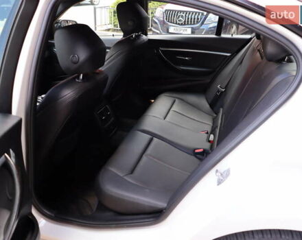 Белый БМВ 3 Серия, объемом двигателя 2 л и пробегом 74 тыс. км за 17900 $, фото 32 на Automoto.ua