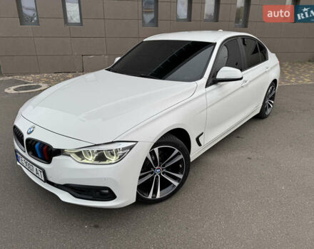 Белый БМВ 3 Серия, объемом двигателя 2 л и пробегом 103 тыс. км за 17900 $, фото 3 на Automoto.ua