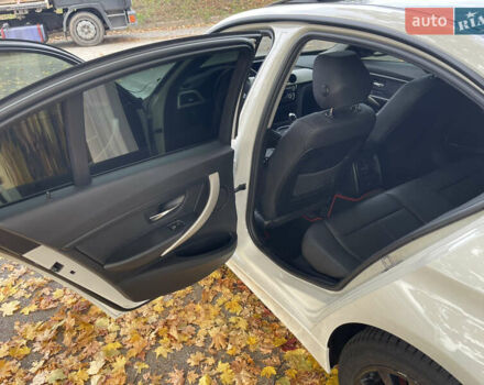 Белый БМВ 3 Серия, объемом двигателя 2 л и пробегом 97 тыс. км за 15500 $, фото 21 на Automoto.ua