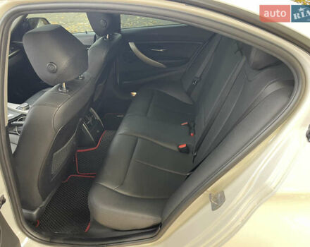 Белый БМВ 3 Серия, объемом двигателя 2 л и пробегом 97 тыс. км за 15500 $, фото 22 на Automoto.ua