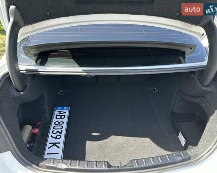 Белый БМВ 3 Серия, объемом двигателя 2 л и пробегом 130 тыс. км за 18800 $, фото 19 на Automoto.ua