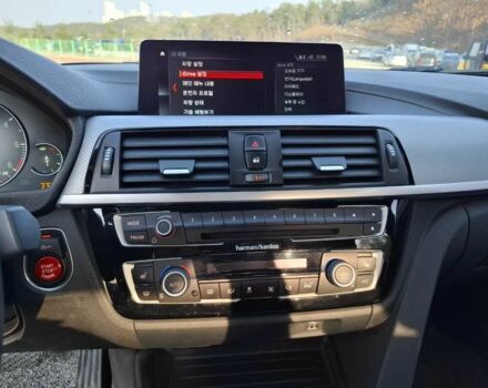 Белый БМВ 3 Серия, объемом двигателя 2 л и пробегом 85 тыс. км за 5900 $, фото 8 на Automoto.ua