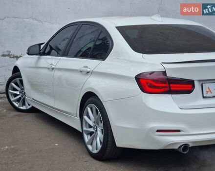 Белый БМВ 3 Серия, объемом двигателя 2 л и пробегом 127 тыс. км за 15490 $, фото 25 на Automoto.ua
