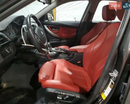 Белый БМВ 3 Серия, объемом двигателя 2 л и пробегом 84 тыс. км за 2400 $, фото 7 на Automoto.ua