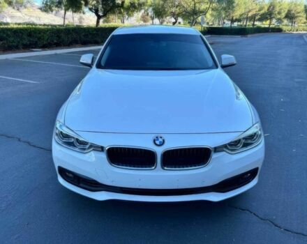 Білий БМВ 3 Серія, об'ємом двигуна 2 л та пробігом 48 тис. км за 17800 $, фото 1 на Automoto.ua