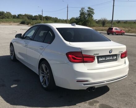 Белый БМВ 3 Серия, объемом двигателя 2 л и пробегом 131 тыс. км за 19100 $, фото 7 на Automoto.ua