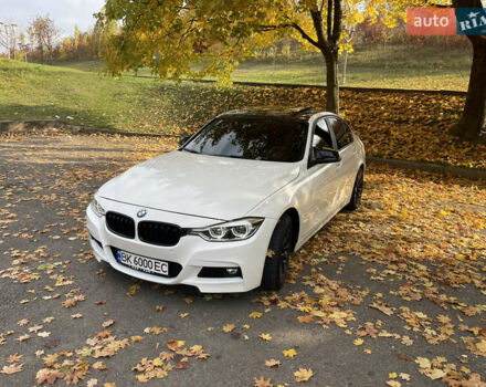 Белый БМВ 3 Серия, объемом двигателя 2 л и пробегом 97 тыс. км за 15500 $, фото 4 на Automoto.ua