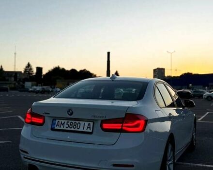 Белый БМВ 3 Серия, объемом двигателя 2 л и пробегом 58 тыс. км за 16500 $, фото 10 на Automoto.ua