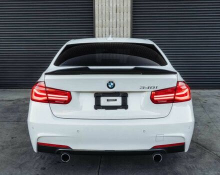 Белый БМВ 3 Серия, объемом двигателя 3 л и пробегом 40 тыс. км за 6700 $, фото 5 на Automoto.ua