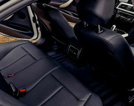 Белый БМВ 3 Серия, объемом двигателя 2 л и пробегом 119 тыс. км за 17900 $, фото 13 на Automoto.ua