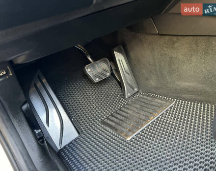 Белый БМВ 3 Серия, объемом двигателя 3 л и пробегом 92 тыс. км за 25500 $, фото 19 на Automoto.ua