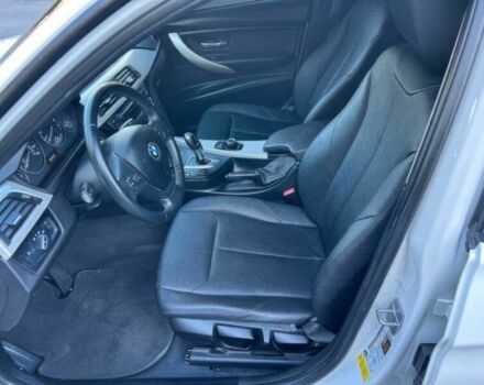 Білий БМВ 3 Серія, об'ємом двигуна 2 л та пробігом 48 тис. км за 17800 $, фото 6 на Automoto.ua