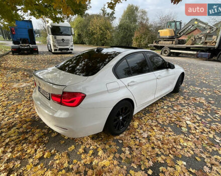 Белый БМВ 3 Серия, объемом двигателя 2 л и пробегом 97 тыс. км за 15500 $, фото 7 на Automoto.ua