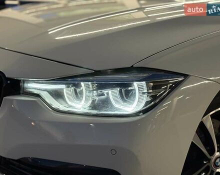 Білий БМВ 3 Серія, об'ємом двигуна 2 л та пробігом 83 тис. км за 18900 $, фото 2 на Automoto.ua