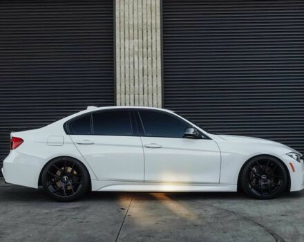 Белый БМВ 3 Серия, объемом двигателя 3 л и пробегом 40 тыс. км за 6700 $, фото 7 на Automoto.ua