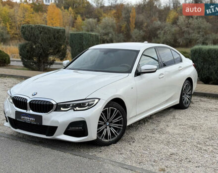 БМВ 3 Серия 2019 в Днепре (Днепропетровске) на Automoto.ua Белый БМВ 3 Серия, объемом двигателя 2 л и пробегом 63 тыс. км за 32600 $, фото 1 на Automoto.ua