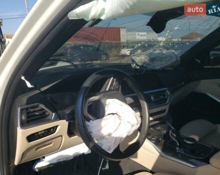 Білий БМВ 3 Серія, об'ємом двигуна 2 л та пробігом 128 тис. км за 18999 $, фото 22 на Automoto.ua